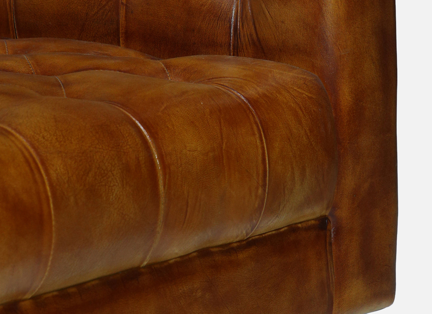 Leather Sofa 3 Seater in Tan Finish - close-up detail