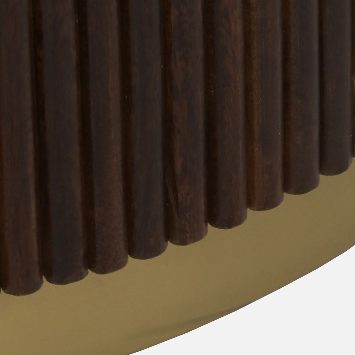 Sheesham Wood Coffee Table with White Porcelain Top and in Fluted Design - detail view